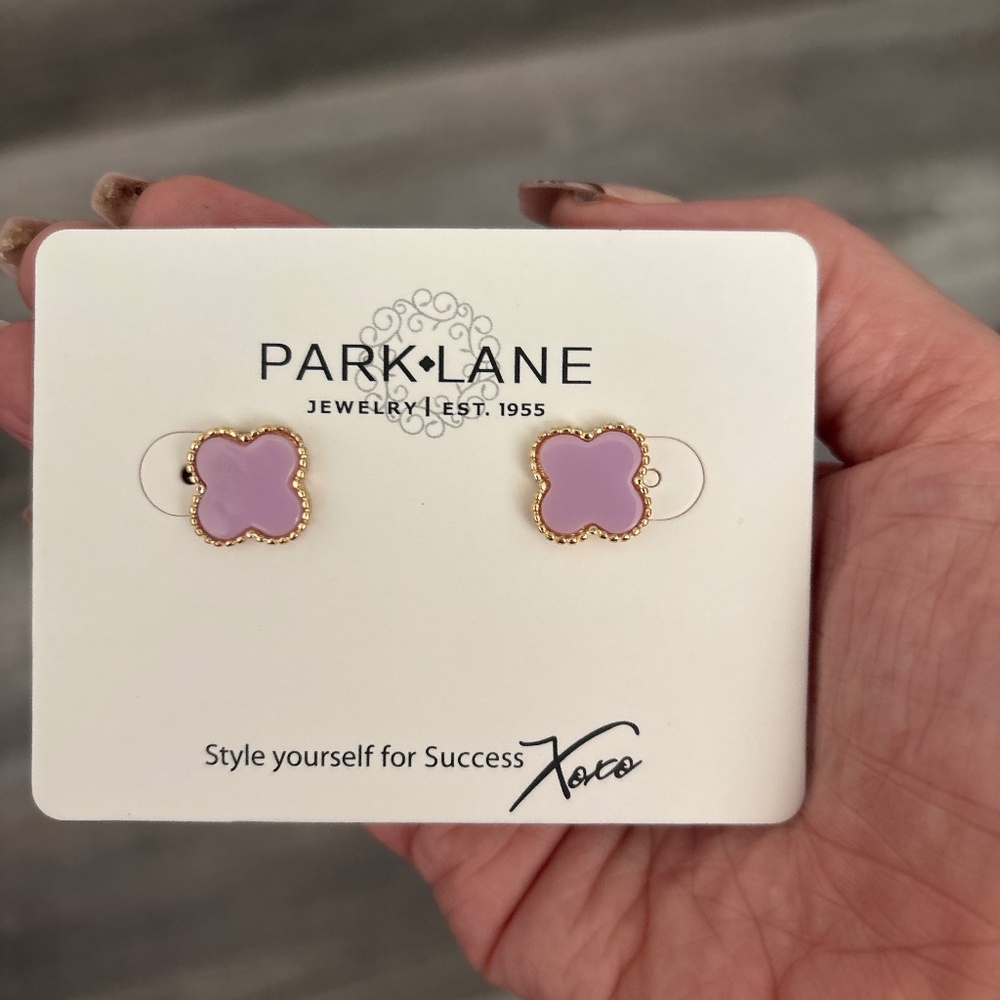 Icon earrings lavender